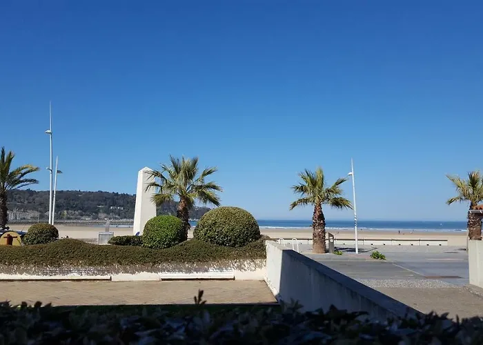 Face A L'ocean - Boulevard De La - T3 *