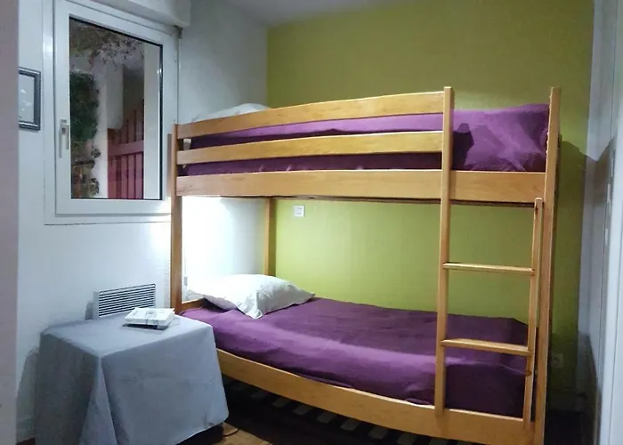 Face A L'ocean - Boulevard De La - T3 * Hendaye